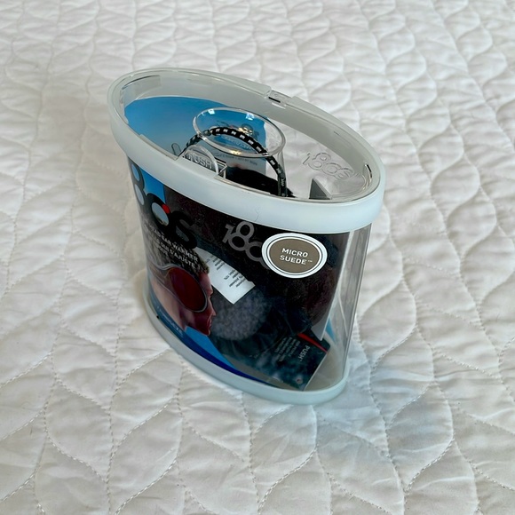 180s behind the head ear warmer. New in the box never opened, unisex - Picture 3 of 3